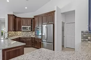 1105 Gayer Way, Marco Island, FL 34145 - Photo 3