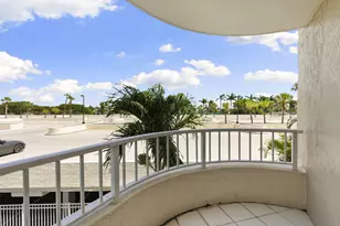 380 Seaview Ct, Marco Island, FL 34145 - Photo 17