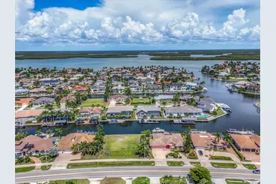 269 N Barfield Drive, Marco Island, FL 34145 - Photo 3