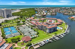 591 Seaview Ct N, Marco Island, FL 34145 - Photo 27