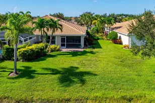 8647 Genova Ct, Naples, FL 34114 - Photo 3