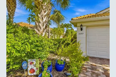 8647 Genova Court, Naples, FL 34114 - Photo 5