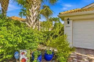 8647 Genova Ct, Naples, FL 34114 - Photo 5