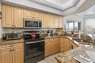 870 Collier Ct, Marco Island, FL 34145 - Photo 5