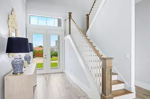 62 Dolphin Cir, Naples, FL 34113 - Photo 7