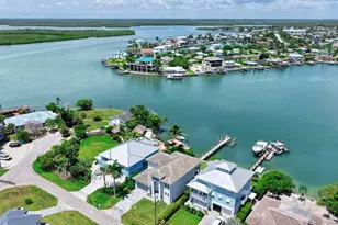 62 Dolphin Cir, Naples, FL 34113 - Photo 37