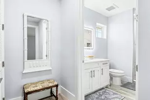 62 Dolphin Cir, Naples, FL 34113 - Photo 21