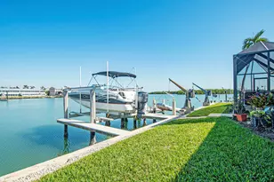 125 E Pago Pago Dr E, Naples, FL 34113 - Photo 23