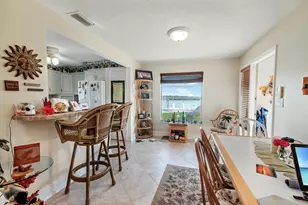 125 E Pago Pago Dr E, Naples, FL 34113 - Photo 7