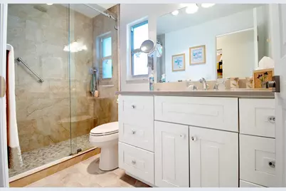 125 E Pago Pago Drive E, Naples, FL 34113 - Photo 15