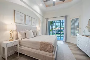 466 Clifton Ct, Marco Island, FL 34145 - Photo 9