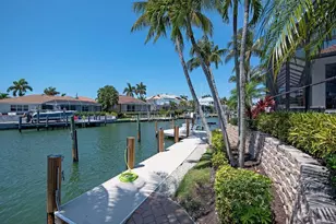 466 Clifton Ct, Marco Island, FL 34145 - Photo 37