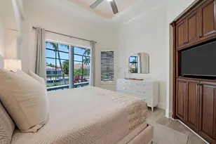 466 Clifton Ct, Marco Island, FL 34145 - Photo 23
