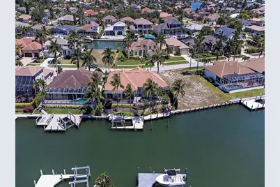 466 Clifton Court, Marco Island, FL 34145 - Photo 3