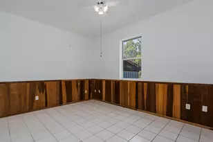 4045 Skyway Dr, Naples, FL 34112 - Photo 9