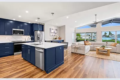 9 E Pelican Street, Naples, FL 34113 - Photo 5