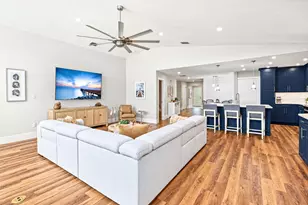 9 E Pelican St, Naples, FL 34113 - Photo 9