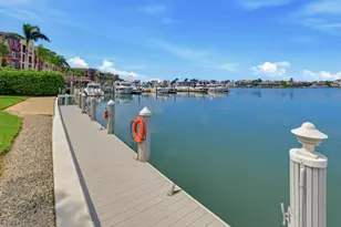 671 W Elkcam Cir, Marco Island, FL 34145 - Photo 25