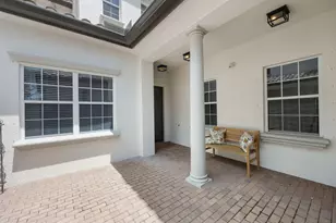 3725 Montreux Ln, Naples, FL 34114 - Photo 3