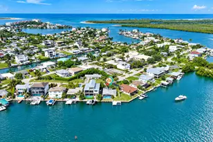 129 E Pago Pago Dr, Naples, FL 34113 - Photo 9