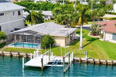 129 E Pago Pago Drive, Naples, FL 34113 - Photo 3