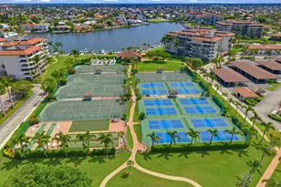 525 Seaview Ct, Marco Island, FL 34145 - Photo 25