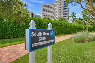 525 Seaview Ct, Marco Island, FL 34145 - Photo 27