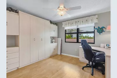525 Seaview Court #M-4, Marco Island, FL 34145 - Photo 15