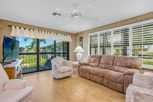 525 Seaview Ct, Marco Island, FL 34145 - Photo 5