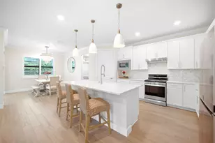 6825 Greenbriar Ct, Naples, FL 34114 - Photo 3
