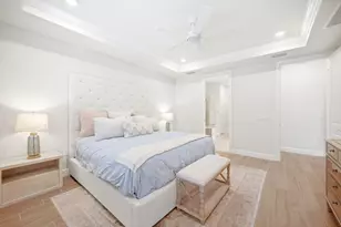 6825 Greenbriar Ct, Naples, FL 34114 - Photo 13