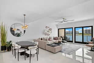 533 La Peninsula Blvd, Naples, FL 34113 - Photo 3