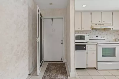 315 Saint Andrews #D31, Naples, FL 34113 - Photo 31