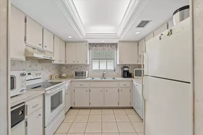 315 Saint Andrews #D31, Naples, FL 34113 - Photo 3