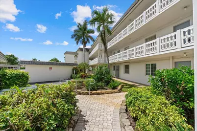 315 Saint Andrews #D31, Naples, FL 34113 - Photo 25