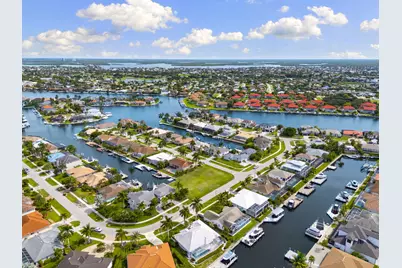 960 Bonita Court #6, Marco Island, FL 34145 - Photo 9
