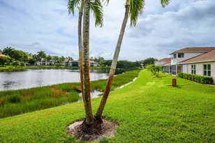379 Dover Pl, Naples, FL 34104 - Photo 13