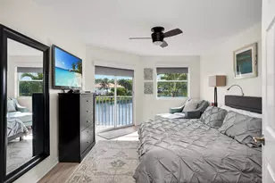 379 Dover Pl, Naples, FL 34104 - Photo 19