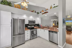162 Newport Dr, Naples, FL 34114 - Photo 5