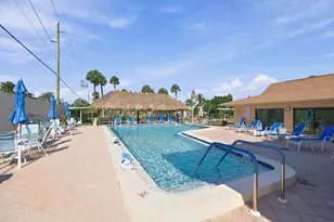 483 Riviera Blvd W, Naples, FL 34112 - Photo 27