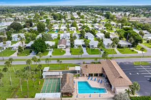 483 Riviera Blvd W, Naples, FL 34112 - Photo 33