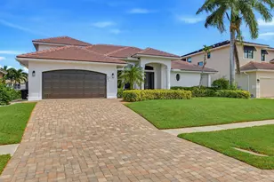 251 Seminole Ct, Marco Island, FL 34145 - Photo 39
