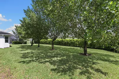 8950 Mustique Lane, Naples, FL 34114 - Photo 25