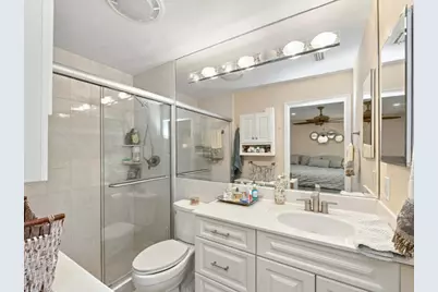 394 Bay Meadows Drive, Naples, FL 34113 - Photo 9