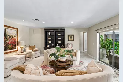 394 Bay Meadows Drive, Naples, FL 34113 - Photo 7