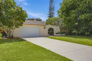 394 Bay Meadows Dr, Naples, FL 34113 - Photo 17