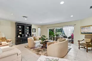 394 Bay Meadows Dr, Naples, FL 34113 - Photo 15