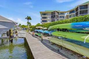 845 Collier Ct, Marco Island, FL 34145 - Photo 33