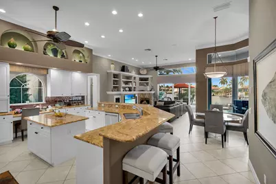 136 Shorecrest Court, Marco Island, FL 34145 - Photo 9
