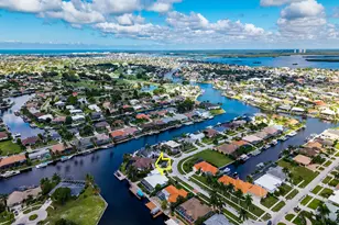 136 Shorecrest Ct, Marco Island, FL 34145 - Photo 47